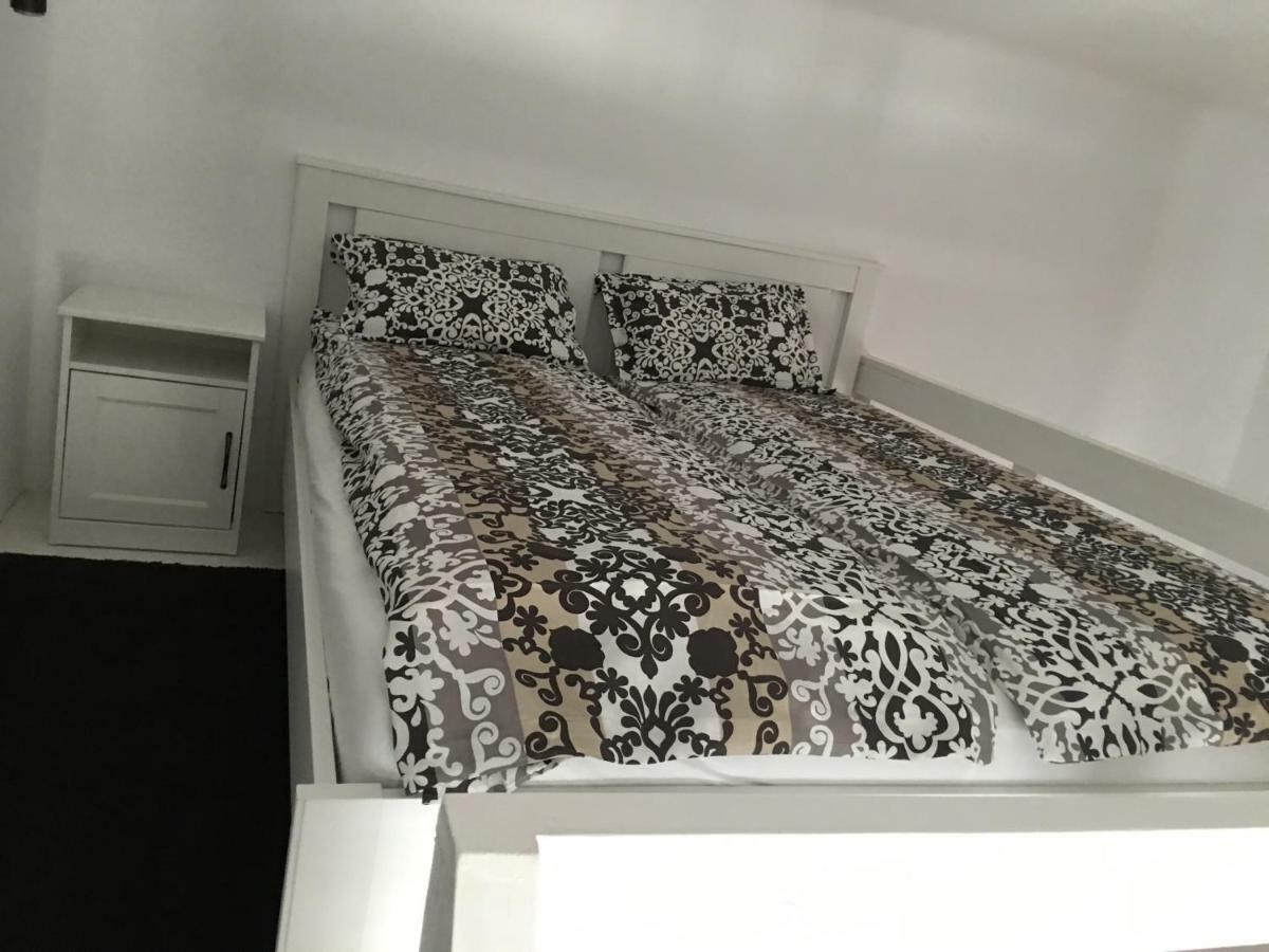 Kalman Apartman Budapesta Exterior foto